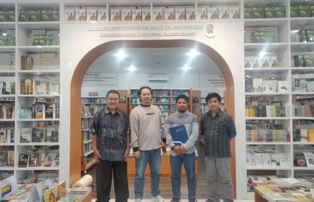 UGM Press dan New Bookstore Universitas Muhammadiyah Malang Jalin Kerja Sama Pemasaran Buku